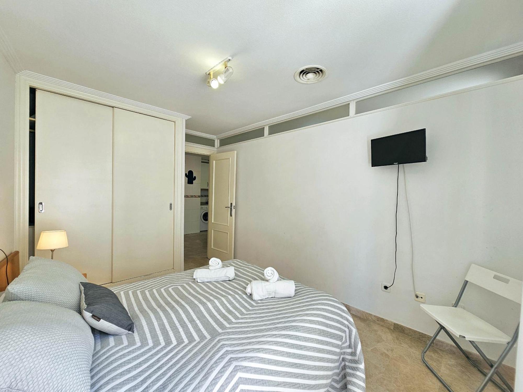 Apartamentos Nuevo Edificio Alba Cartagena Centro Parking 外观 照片